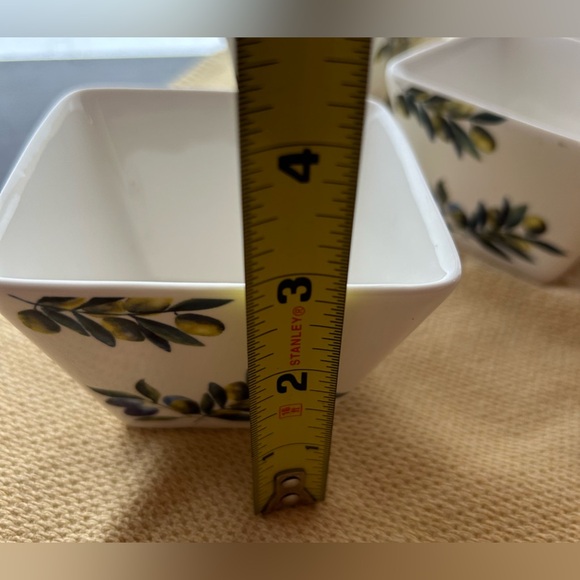 4 Ciroa grapevine, simple serve, square appetizer, porcelain bowls. 4” - Picture 6 of 6